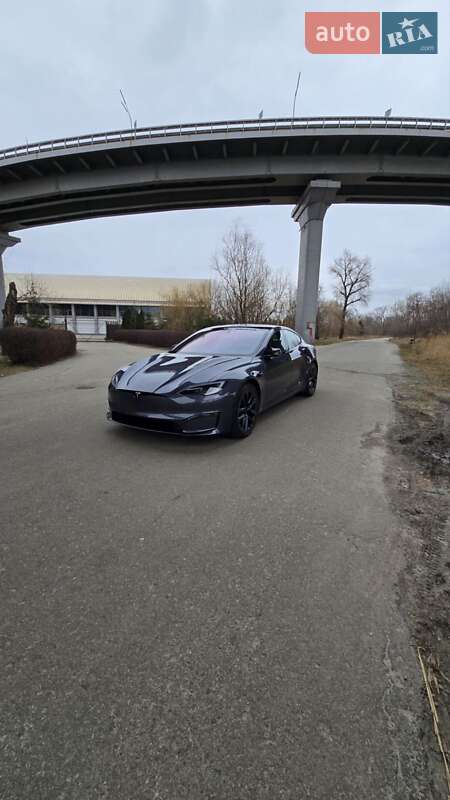 Лифтбек Tesla Model S 2021 в Киеве