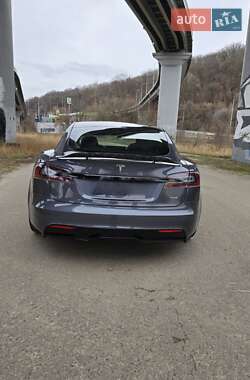 Лифтбек Tesla Model S 2021 в Киеве