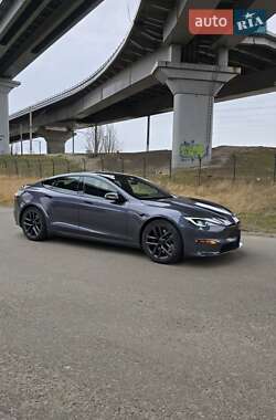 Лифтбек Tesla Model S 2021 в Киеве