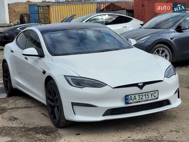 Лифтбек Tesla Model S 2022 в Киеве фото 6 Лифтбек Tesla Model S 2022 в Киеве