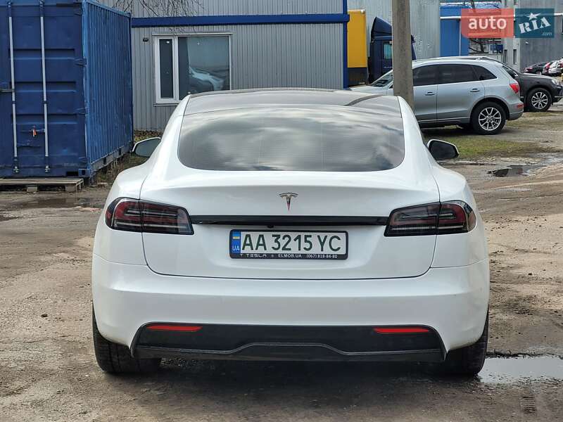 Лифтбек Tesla Model S 2022 в Киеве фото 7 Лифтбек Tesla Model S 2022 в Киеве
