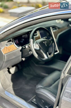 Ліфтбек Tesla Model S 2017 в 