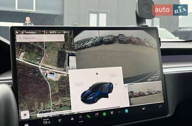 Лифтбек Tesla Model S 2021 в 