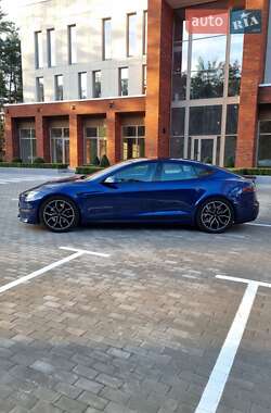 Лифтбек Tesla Model S 2021 в Киеве