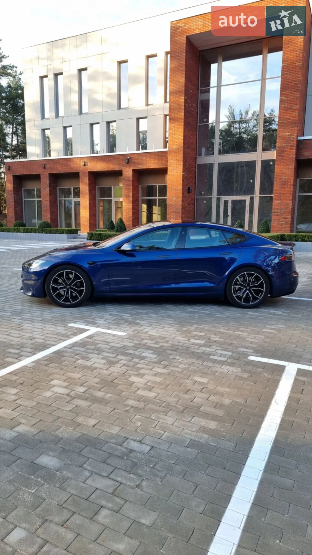 2021 Tesla Model S - мініатюра 4