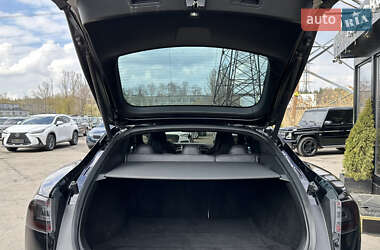 Лифтбек Tesla Model S 2014 в 
