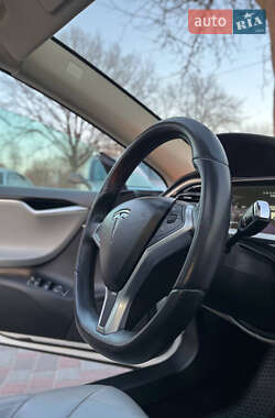 Ліфтбек Tesla Model S 2012 в 