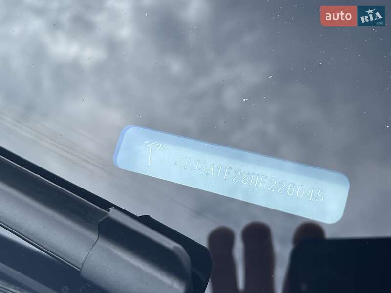 Лифтбек Tesla Model S 2017 в Одессе