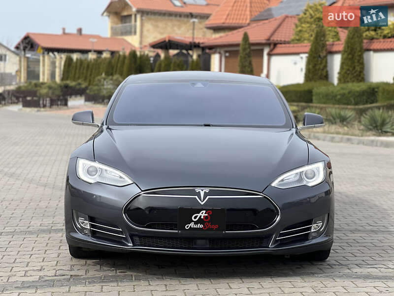 Лифтбек Tesla Model S 2014 в Одессе