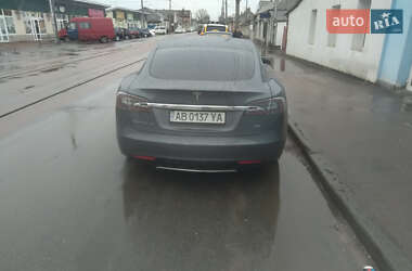 Лифтбек Tesla Model S 2013 в Житомире