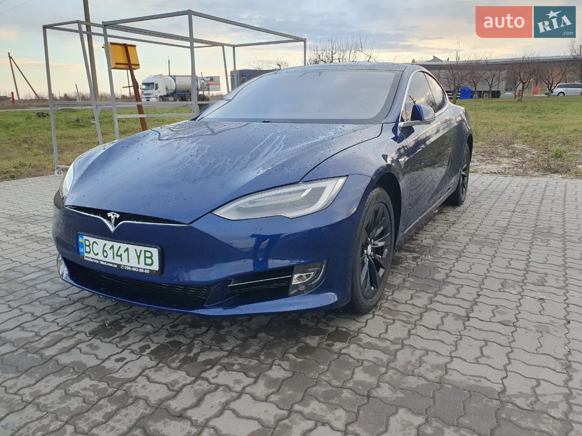 2018 Tesla Model S - мініатюра 8