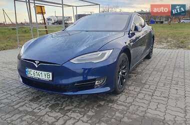 Лифтбек Tesla Model S 2018 в 