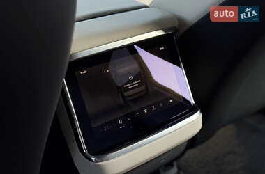 Лифтбек Tesla Model S 2022 в 