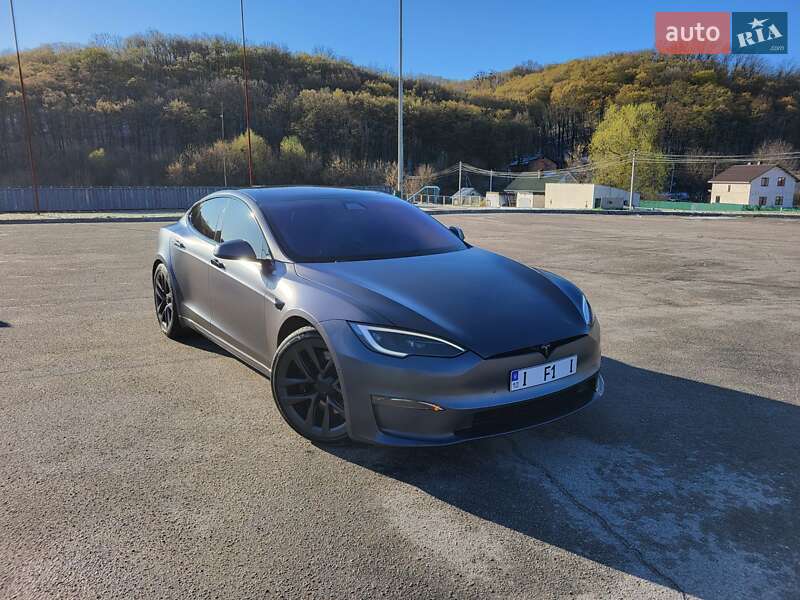Ліфтбек Tesla Model S 2022 в Обухові