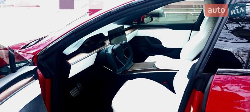 Лифтбек Tesla Model S 2021 в Одессе