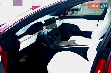 Лифтбек Tesla Model S 2021 в 