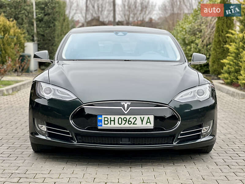 Лифтбек Tesla Model S 2014 в Одессе