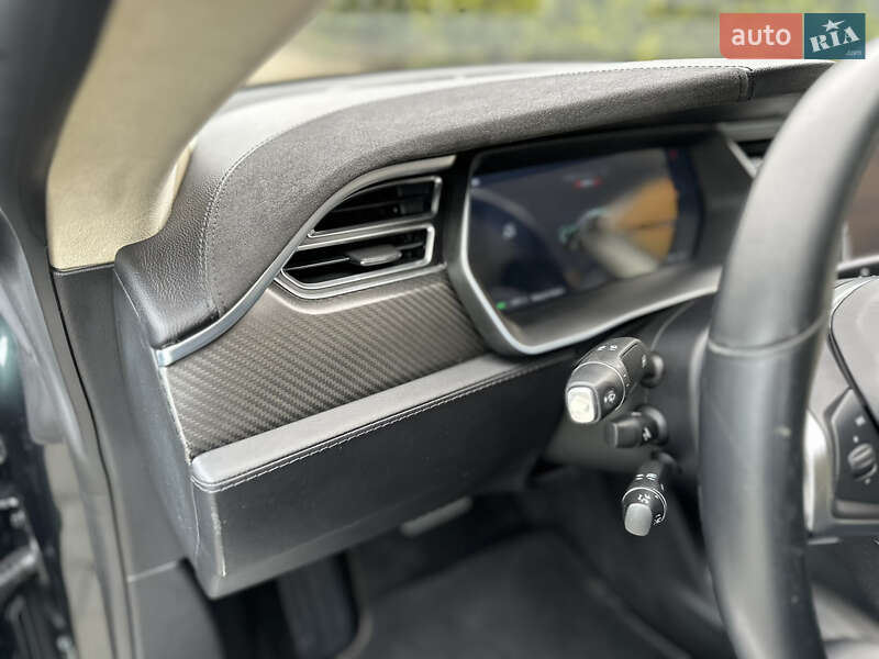 Лифтбек Tesla Model S 2014 в Одессе