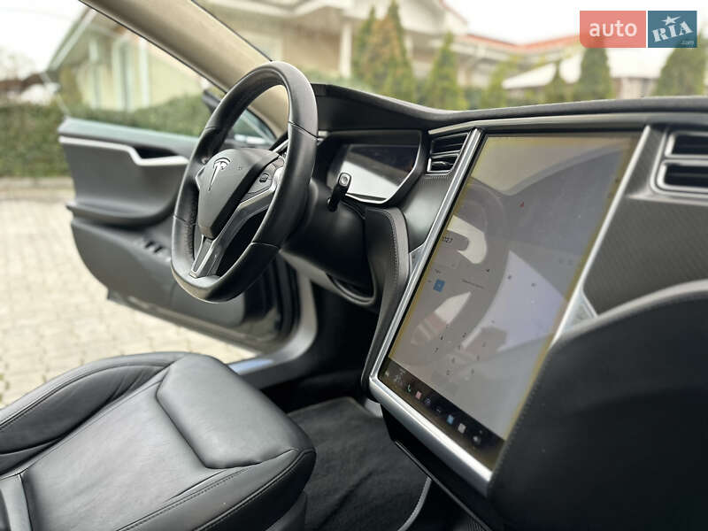 Лифтбек Tesla Model S 2014 в Одессе