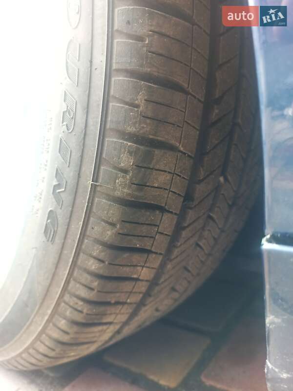 Лифтбек Tesla Model S 2018 в Киеве