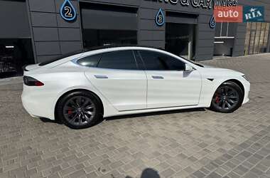 Лифтбек Tesla Model S 2020 в 