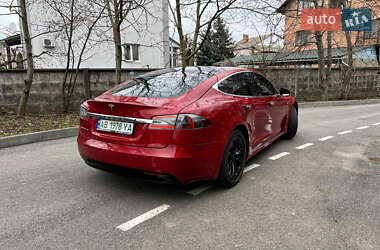 Ліфтбек Tesla Model S 2016 в 
