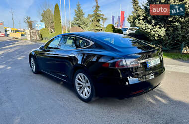 Лифтбек Tesla Model S 2018 в 