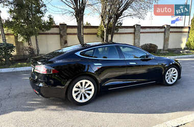 Лифтбек Tesla Model S 2018 в 