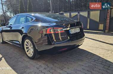 Лифтбек Tesla Model S 2017 в 
