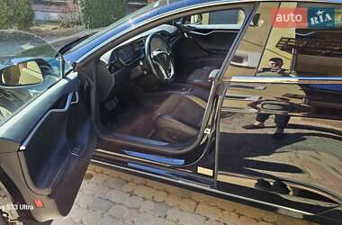 Лифтбек Tesla Model S 2017 в 