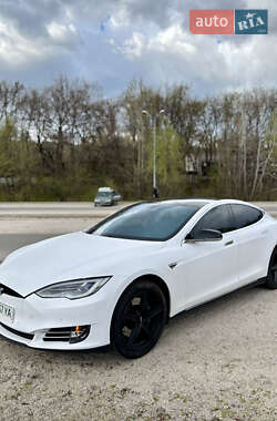 Лифтбек Tesla Model S 2013 в 