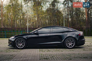 Лифтбек Tesla Model S 2021 в 