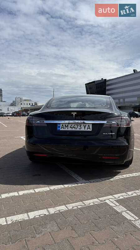 Лифтбек Tesla Model S 2019 в Житомире фото 9 Лифтбек Tesla Model S 2019 в Житомире
