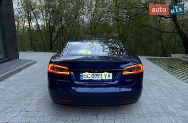 Лифтбек Tesla Model S 2017 в 