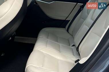 Лифтбек Tesla Model S 2017 в 