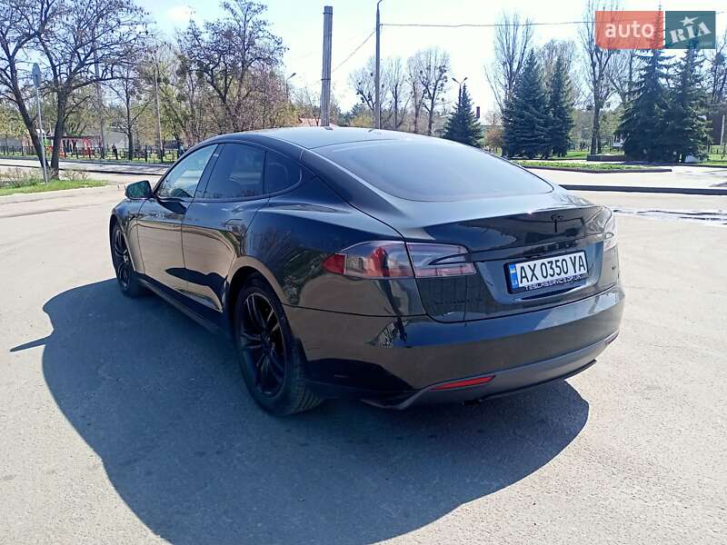 Лифтбек Tesla Model S 2013 в Харькове