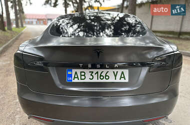 Лифтбек Tesla Model S 2014 в 