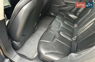 Лифтбек Tesla Model S 2014 в 