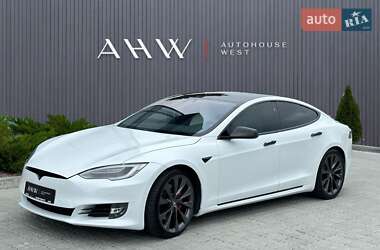 Ліфтбек Tesla Model S 2020 в Львові