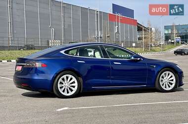 Лифтбек Tesla Model S 2020 в 