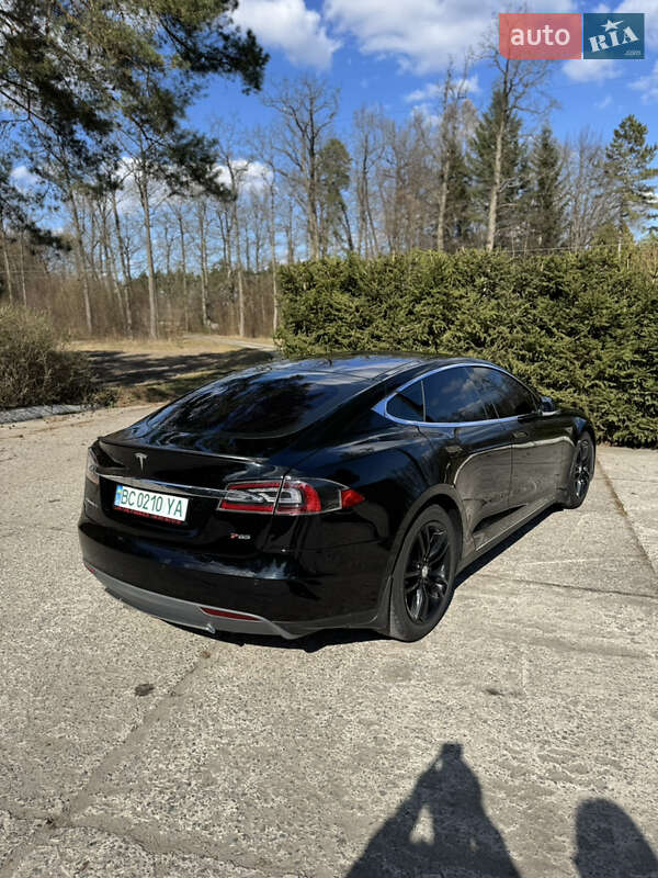 Ліфтбек Tesla Model S 2014 в Шепетівці