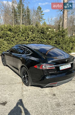 Лифтбек Tesla Model S 2014 в 
