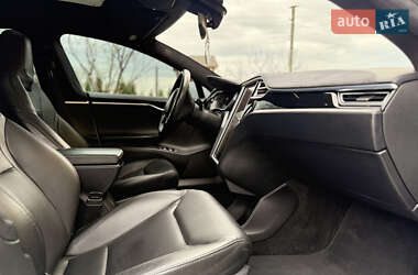 Ліфтбек Tesla Model S 2015 в 