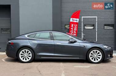 Лифтбек Tesla Model S 2018 в 