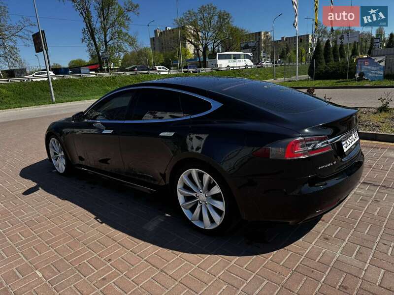 Ліфтбек Tesla Model S 2017 в Полтаві