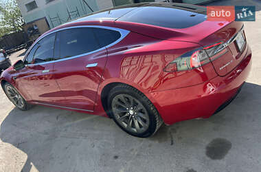 Ліфтбек Tesla Model S 2017 в 