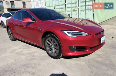 Ліфтбек Tesla Model S 2017 в 