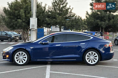 Лифтбек Tesla Model S 2016 в 