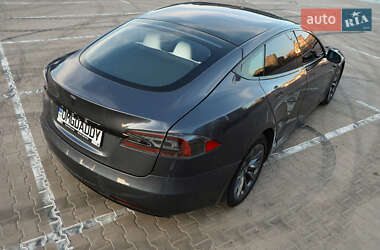 Ліфтбек Tesla Model S 2019 в 