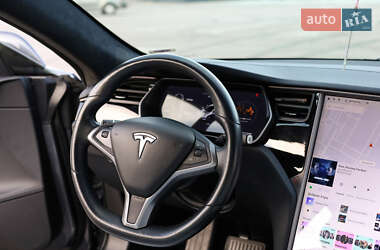 Ліфтбек Tesla Model S 2019 в 
